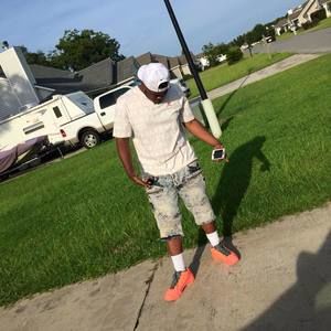 Meet your Posher, Aaron